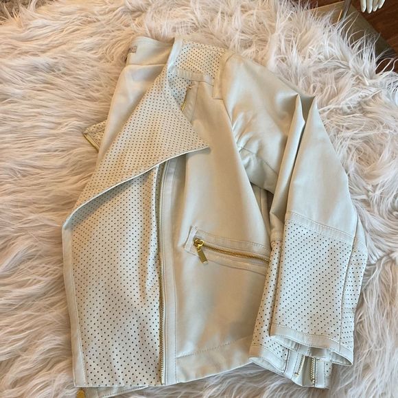 💞JENNIFER LOPEZ💞faux leather jacket - Picture 3 of 16